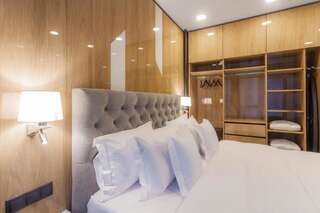 Отель Hotel Platinia Клуж-Напока Представительский люкс с 1 спальней-1